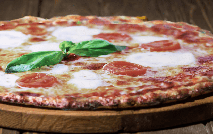 CHICKEN CRUST MARGHERITA PIZZA