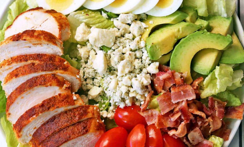 Lean And Green Chicken COBB Salad
