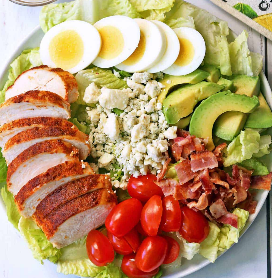 Lean And Green Chicken COBB Salad