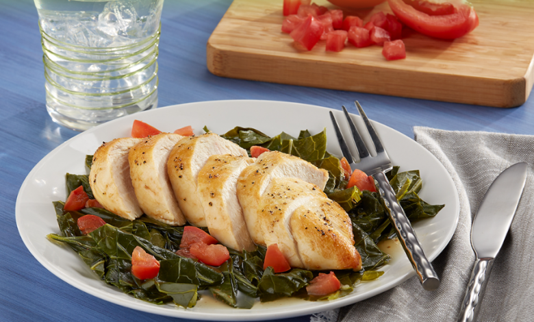 Pan-Seared Chicken Breasts with Smoky & Spicy Collard Greens