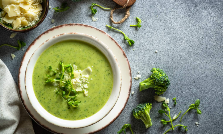 Lean and Green Broccoli Cheddar Soup