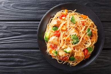 Lemon Chicken Spaghetti Squash with Spinach & Tomatoes