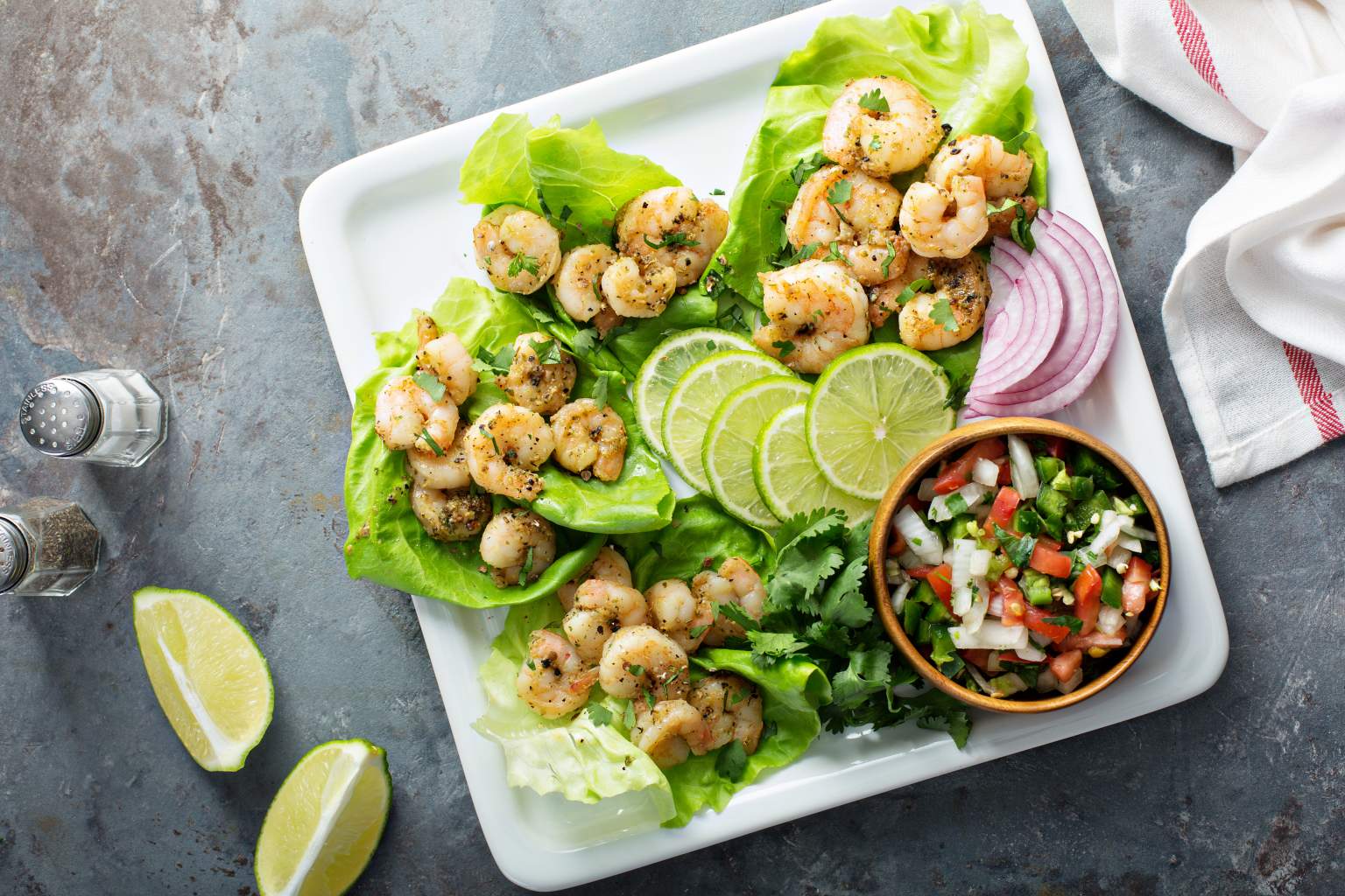 blackened shrimp lettuce wraps